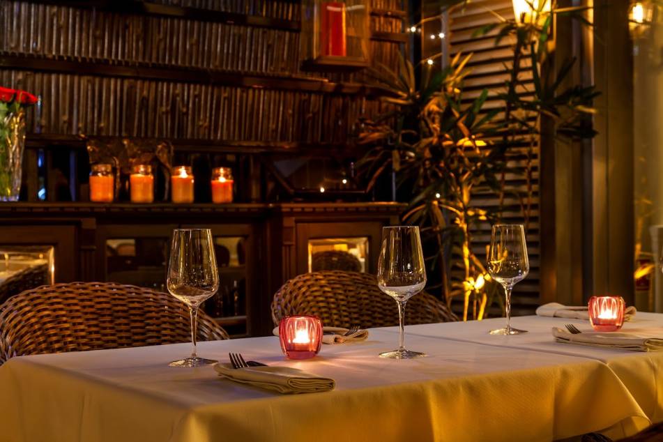 25 Best Candle Light Dinner in Gurgaon